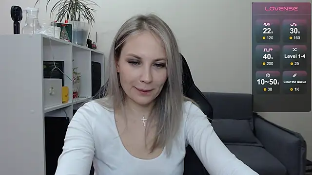 Snapshot of Sunny_bunny6 chatting on 02.12.25 Sunny bunny6 online show from 02.12.25