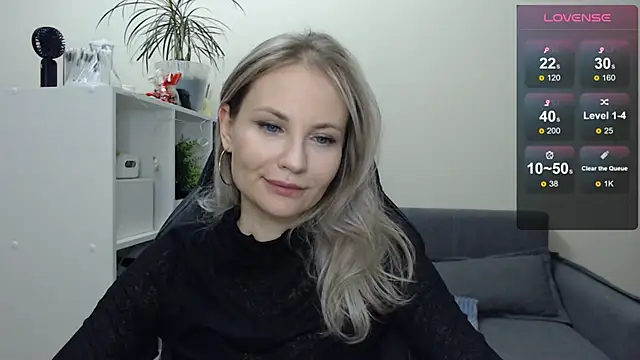 Snapshot of Sunny_bunny6 chatting on 03.07.25 Sunny bunny6 online show from 03.07.25