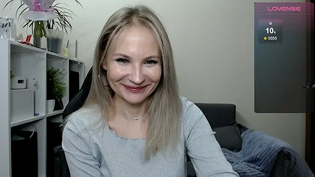 Snapshot of Sunny_bunny6 chatting on 03.09.25 Sunny bunny6 online show from 03.09.25