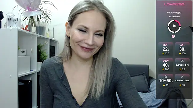 Snapshot of Sunny_bunny6 chatting on 03.14.25 Sunny bunny6 online show from 03.14.25