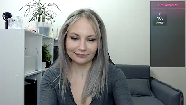 Snapshot of Sunny_bunny6 chatting on 03.21.25 Sunny bunny6 online show from 03.21.25