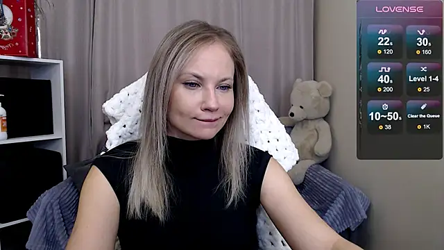 Snapshot of Sunny_bunny6 chatting on 02.11.26 Sunny bunny6 online show from 02.11.26