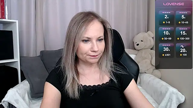 Snapshot of Sunny_bunny6 chatting on 02.20.26 Sunny bunny6 online show from 02.20.26