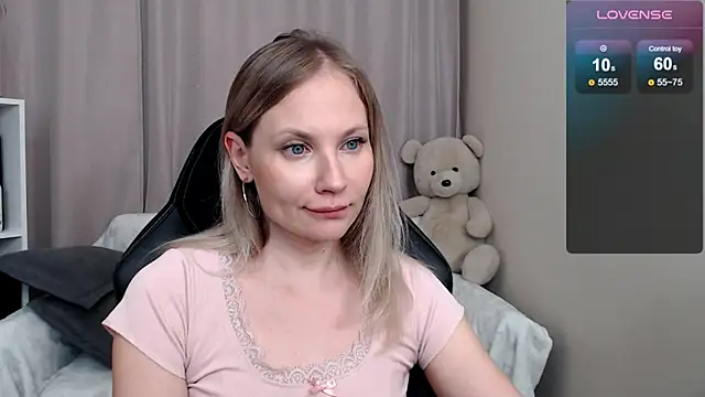 Snapshot of Sunny_bunny6 chatting on 02.26.26 Sunny bunny6 online show from 02.26.26