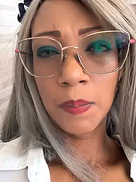 Amaliu  online show from 02.04.25