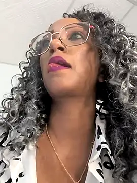 Amaliu  online show from 02.16.25