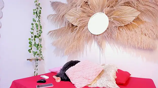 Snapshot of Roxxana-queen chatting on 01.10.26 Roxxana-queen online show from 01.10.26