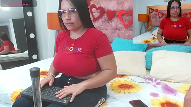 vennuss 89 online show from 03.04.25