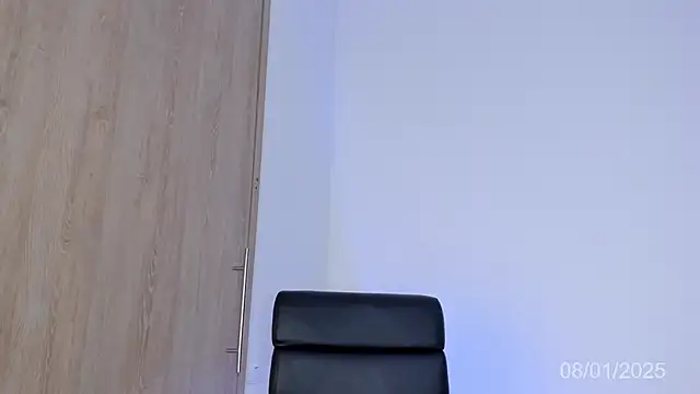 Snapshot of sarah_pierce chatting on 01.09.25 sarah pierce online show from 01.09.25