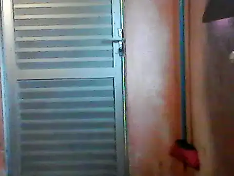 uelytom online show from 12.20.24