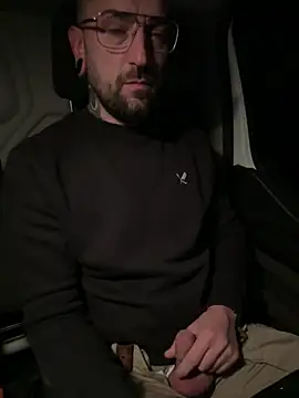 Snapshot of _Haptic_ chatting on 12.10.24 Haptic online show from 12.10.24