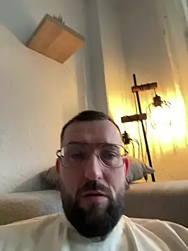 Snapshot of _Haptic_ chatting on 01.10.25 Haptic online show from 01.10.25