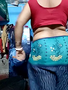 Snapshot of BERRY_00 chatting on 10.24.25 BERRY 00 online show from 10.24.25