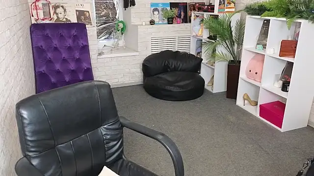 Nika Kitten online show from 04.14.26