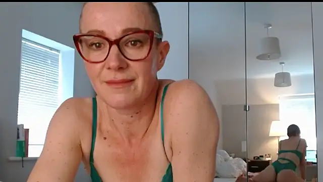 ELEGANT-ARIA36 online show from 02.20.25