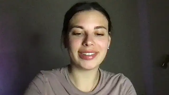 MoonriseGoddess online show from 04.18.26