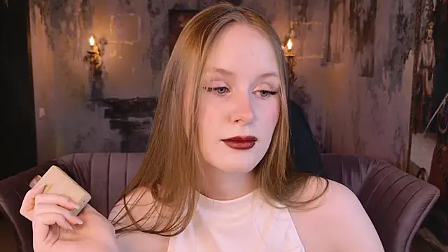 VivienLeeigh online show from 11.21.25