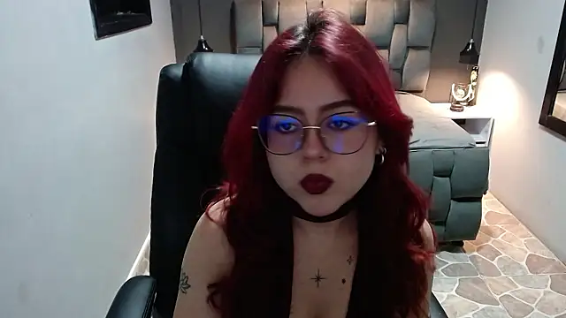 crimson tati  online show from 12.03.24