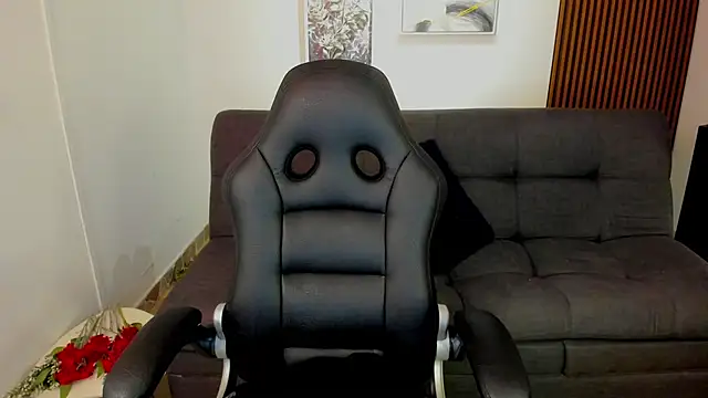 crimson tati  online show from 09.10.25