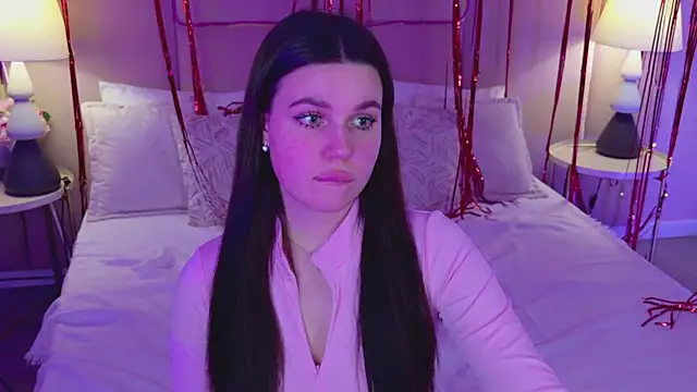 RihannaRose online show from 02.14.25