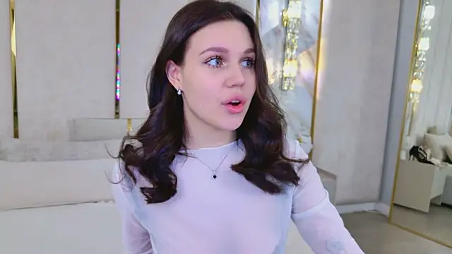 RihannaRose online show from 02.04.26