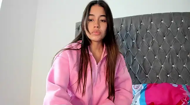 Snapshot of AriaMontgomery chatting on 01.20.25 AriaMontgomery online show from 01.20.25