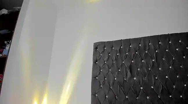 Snapshot of AriaMontgomery chatting on 01.22.25 AriaMontgomery online show from 01.22.25