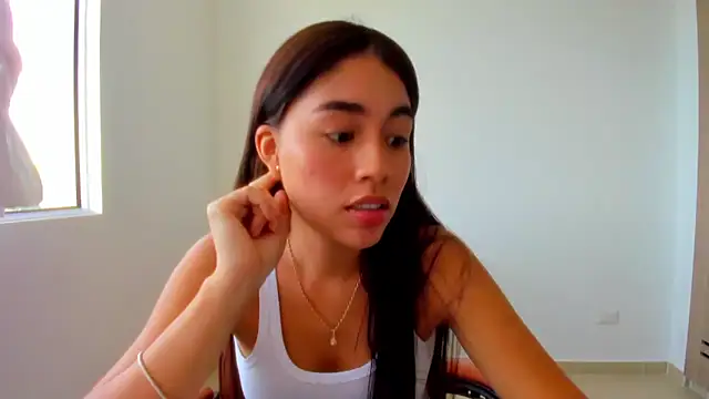 AriaMontgomery online show from 06.04.26