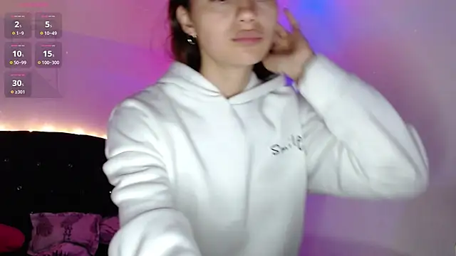 holy juli online show from 01.21.25