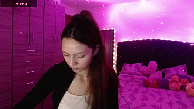 holy juli online show from 10.13.25