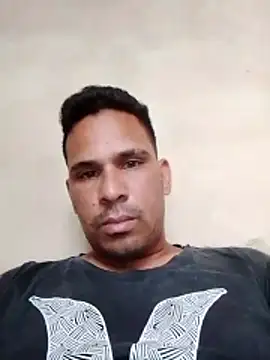 Snapshot of Viny459 chatting on 12.15.25 Viny459 online show from 12.15.25