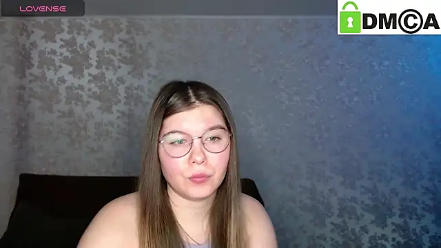 Snapshot of holy_michela chatting on 01.24.25 holy michela online show from 01.24.25