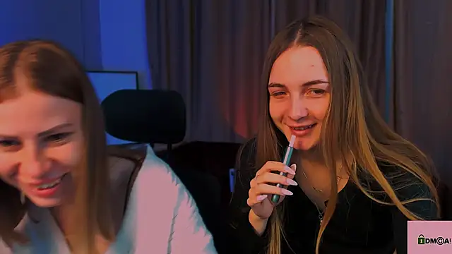 amelia gold1 online show from 12.15.24