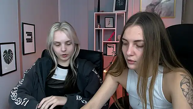 amelia gold1 online show from 12.16.24