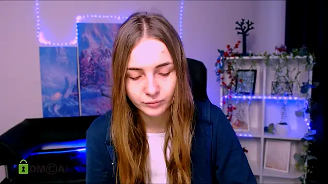 amelia gold1 online show from 01.25.25