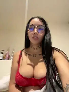 Nickiiiii online show from 03.16.25