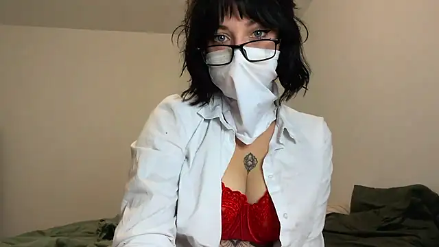 Snapshot of Cleopatra_Candy chatting on 11.18.25 Cleopatra Candy online show from 11.18.25