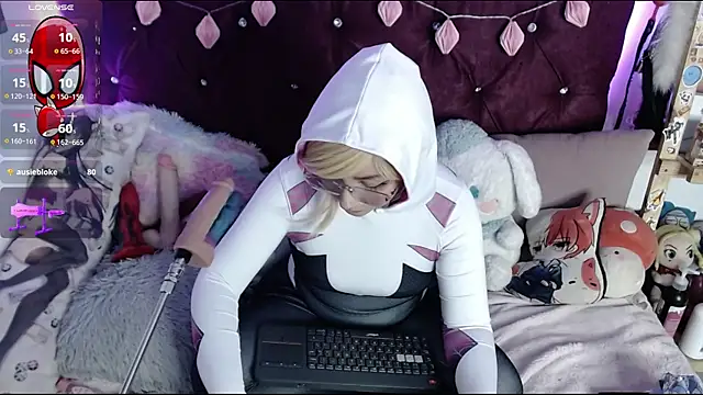 Kitty-Kat  online show from 10.14.25