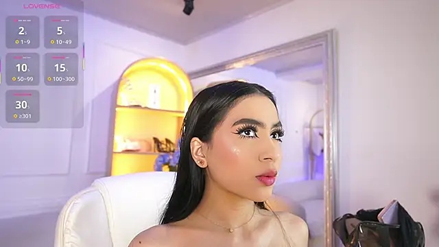 elasummer online show from 10.21.25