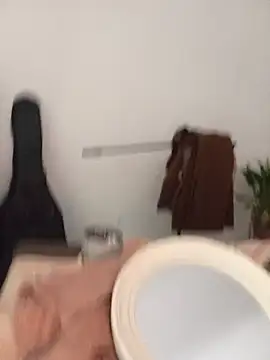 LaCristinatrans online show from 11.03.25