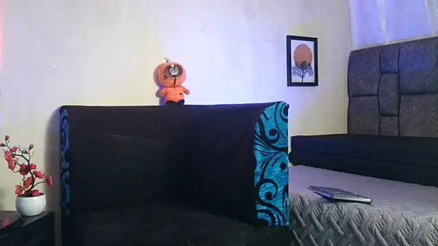 Snapshot of Dan_brownn chatting on 03.13.25 Dan brownn online show from 03.13.25