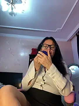 Sharongirl07 online show from 01.25.25