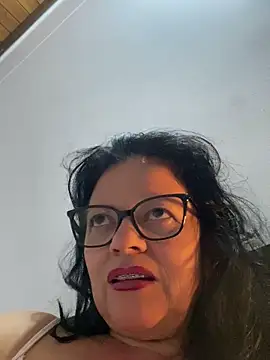 Snapshot of Sharongirl07 chatting on 03.12.26 Sharongirl07 online show from 03.12.26