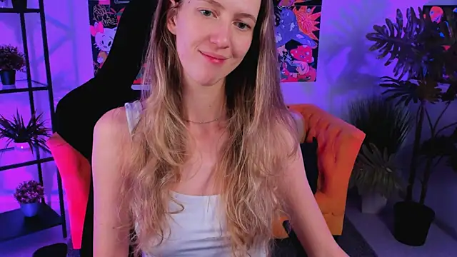 Snapshot of Sharon_Evansi chatting on 12.26.24 Sharon Evansi online show from 12.26.24