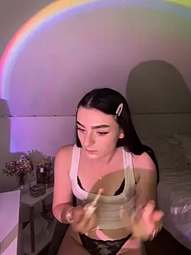 Snapshot of AdelinaAlia chatting on 09.10.25 AdelinaAlia online show from 09.10.25