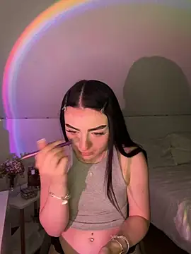 Snapshot of AdelinaAlia chatting on 09.13.25 AdelinaAlia online show from 09.13.25