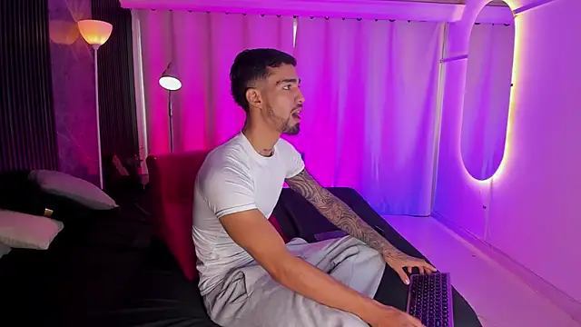 Duriel  online show from 12.16.25