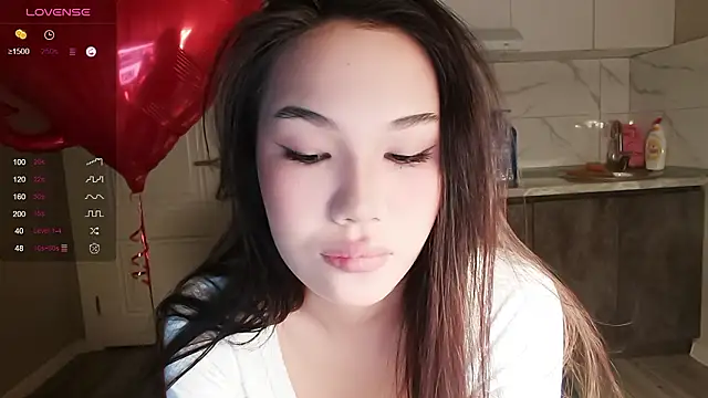 Snapshot of dragon_princesss chatting on 02.16.26 dragon princesss online show from 02.16.26