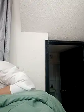 VIOLETA-25  online show from 03.20.25