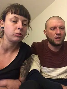 Snapshot of zra_andre chatting on 02.19.25 zra andre online show from 02.19.25